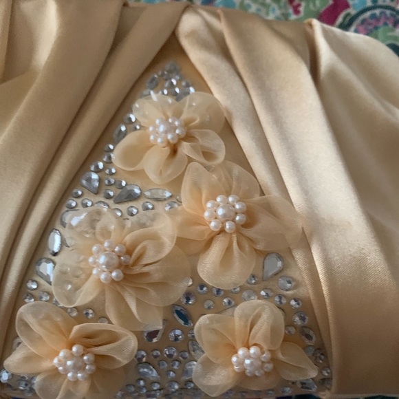 ❎❎SOLD❎❎NEW Badgley Mischka Clutch with Chain,Evening Elegance, Weddings, Prom - Picture 7 of 7